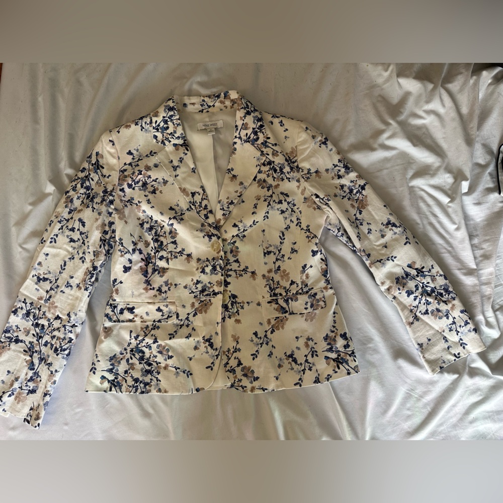 Floral Nine West Blazer